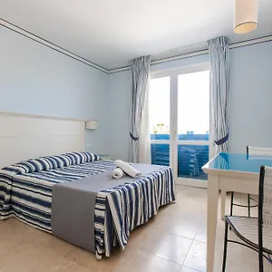 https://cala-la-luna-resort.sicilyhotelsitaly.net